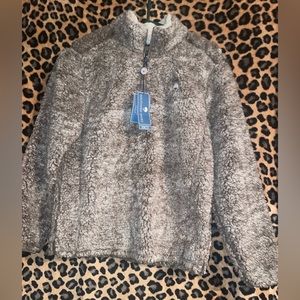 NWT never worn youth large southern shirt sherpa